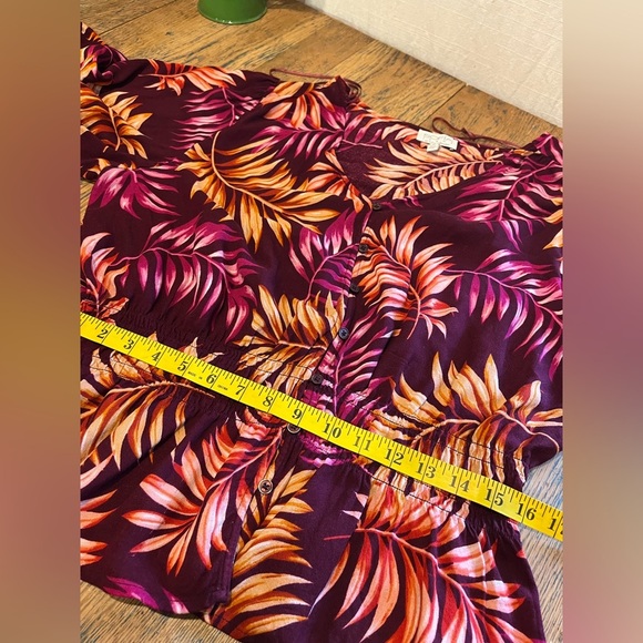 Sofía Jeans Smocked Waist Blouse – Tropical Print, Size L - Picture 4 of 9